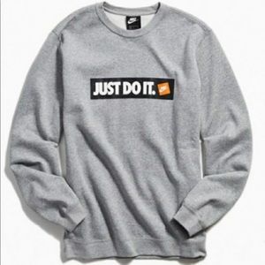 NWT NIKE JUST DO IT CREW NECK SWEATSHIRT
